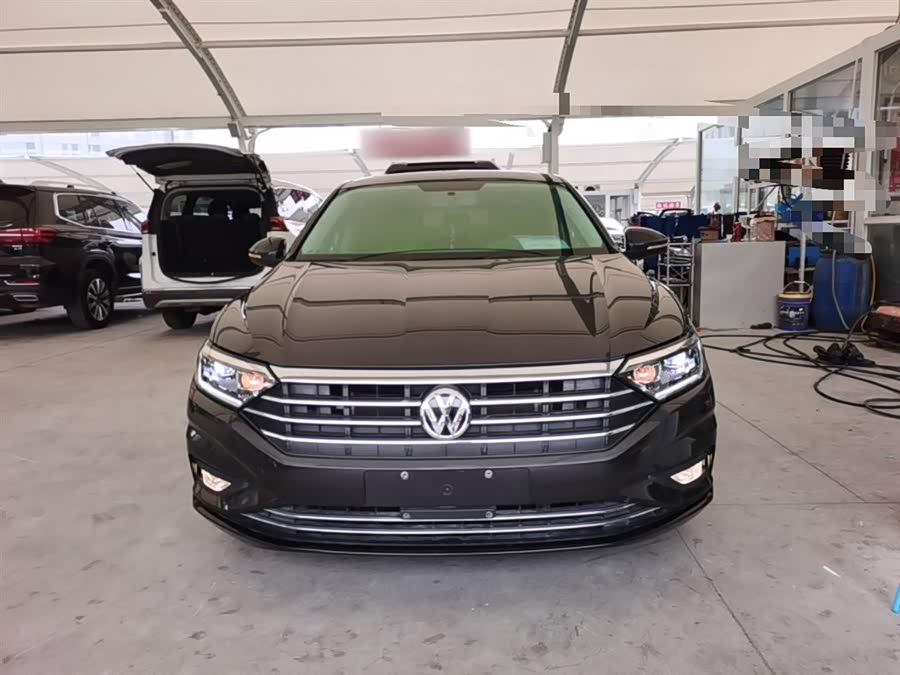 Volkswagen Sagitar 2020
