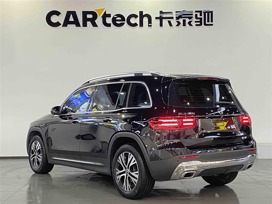 Mercedes-Benz GLB 2024