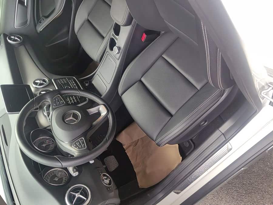 Mercedes-Benz GLA 2016 — фото 21