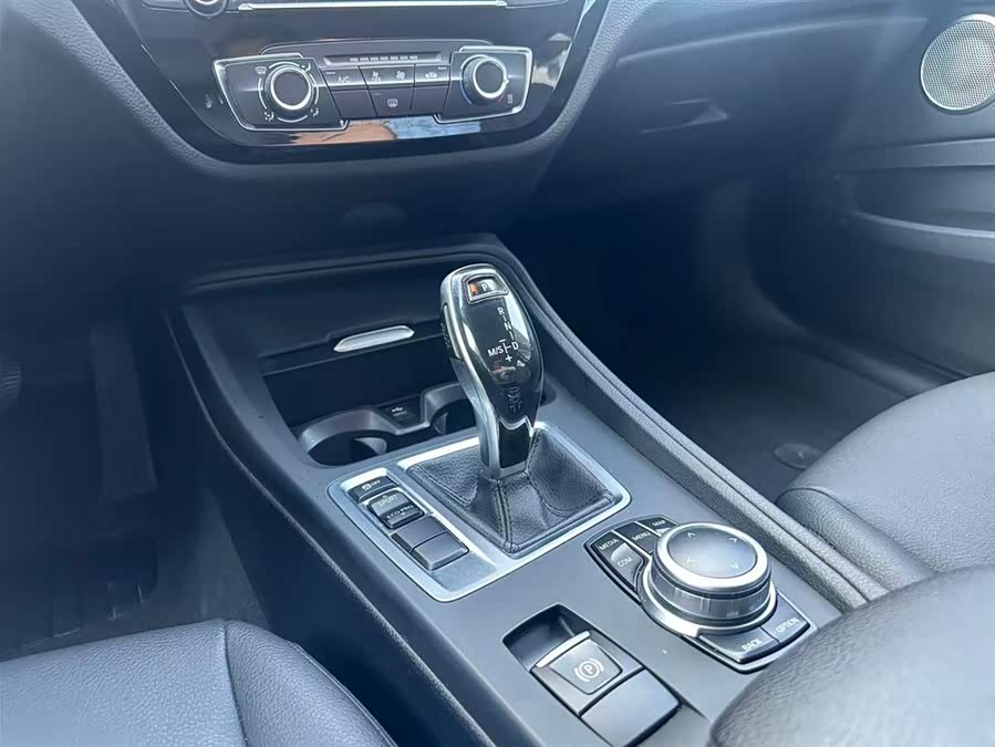 BMW 1 Series 2022