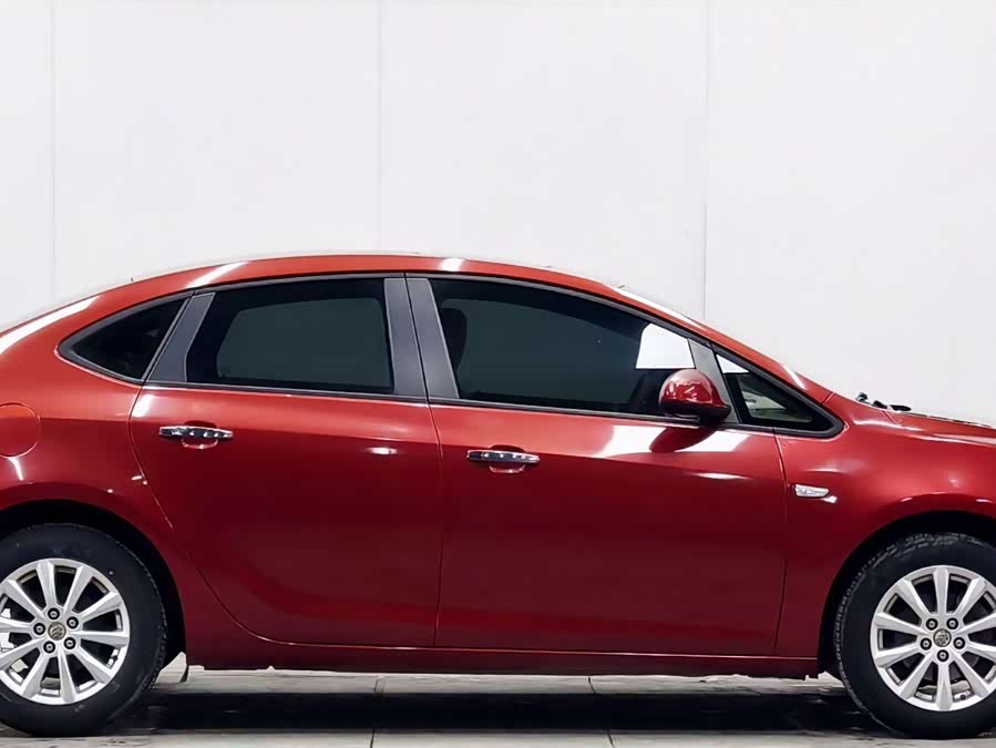 Buick Excelle GT 2013 — фото 8