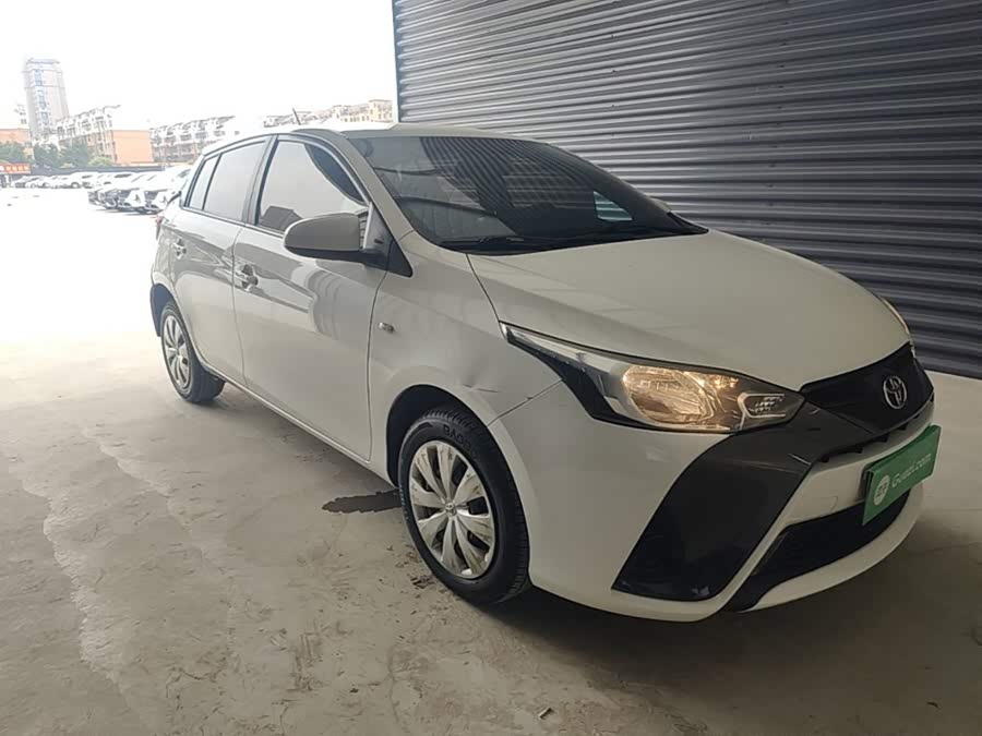 Toyota Yaris L 2016