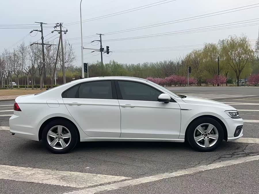 Volkswagen Lamando 2021