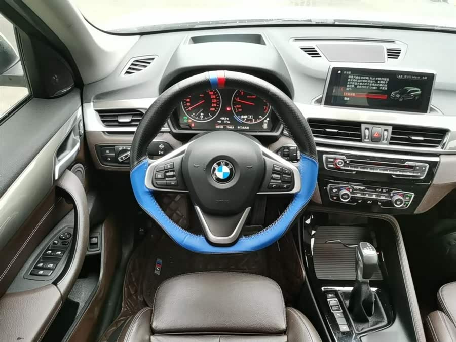 BMW X1 2018 — фото 11
