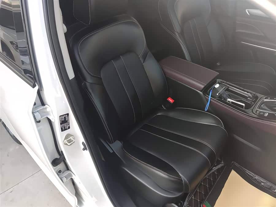 GAC Trumpchi M6 2023