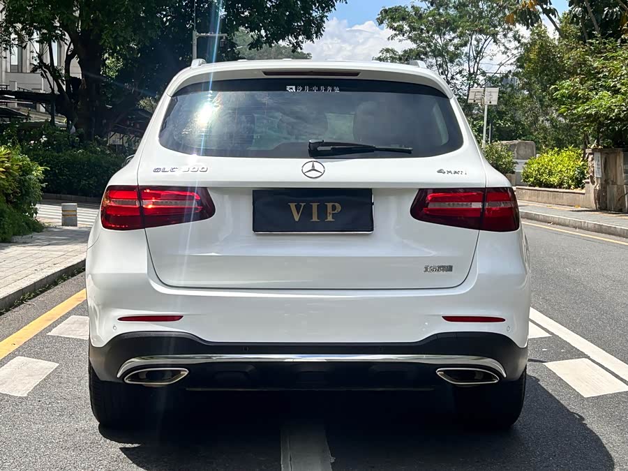 Mercedes-Benz GLC 2017 — фото 20