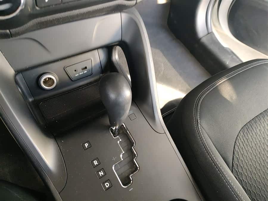 Hyundai ix35 2015 — фото 14
