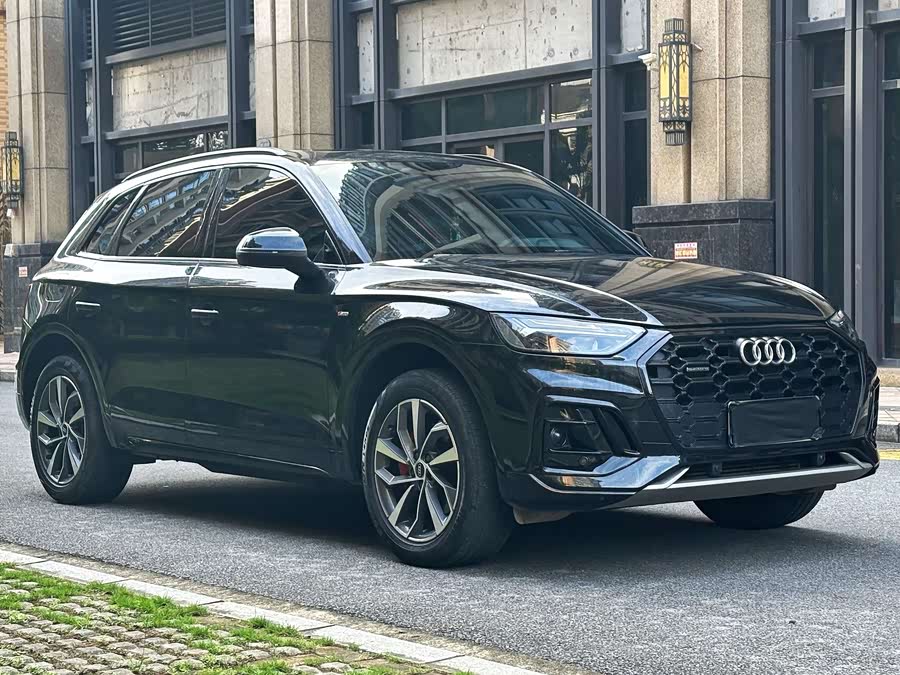 Audi Q5L 2024