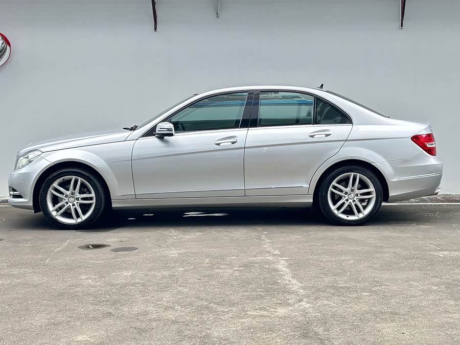 Mercedes-Benz C-Class 2013 — фото 18