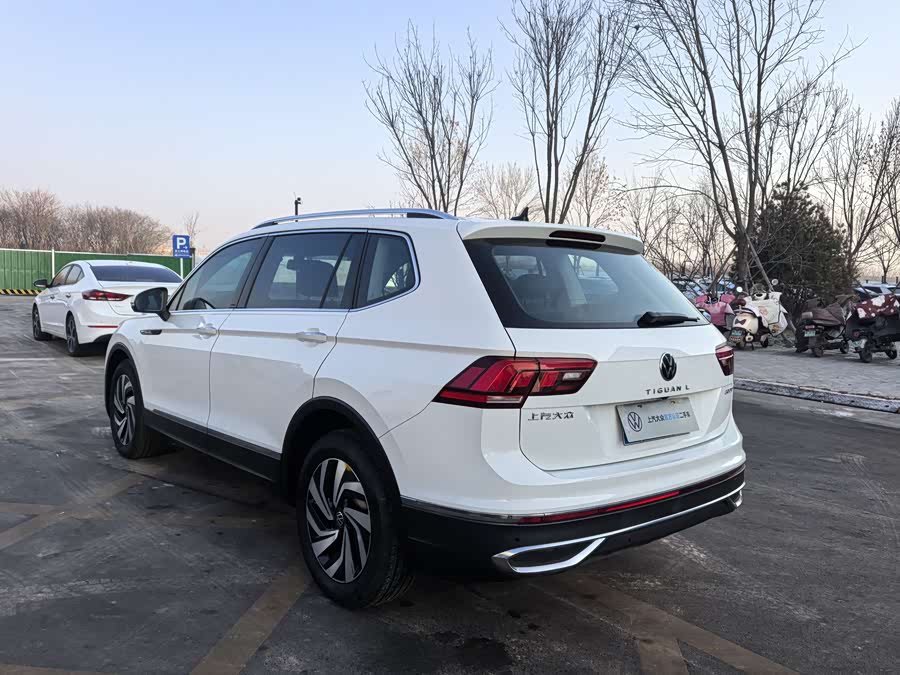 Volkswagen Tiguan L 2024