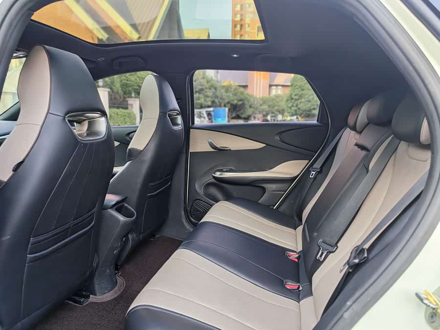 BYD Dolphin 2023