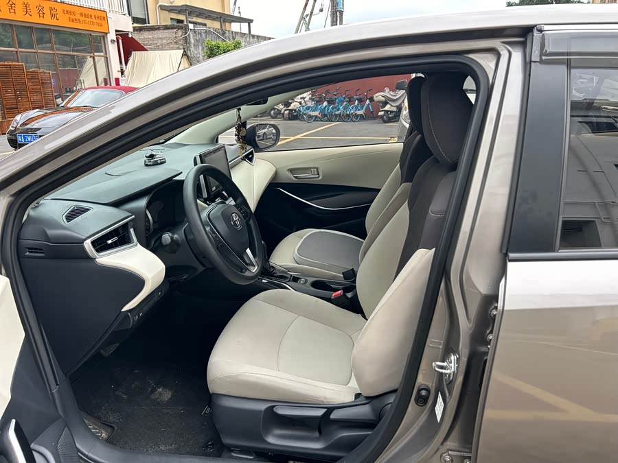 Toyota Corolla 2019 — фото 11