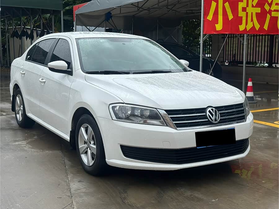 Volkswagen Lavida 2013