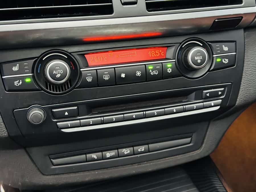 BMW X5 2013 — фото 14