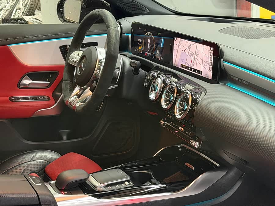 Mercedes-Benz Mercedes CLA AMG 2022 — фото 18