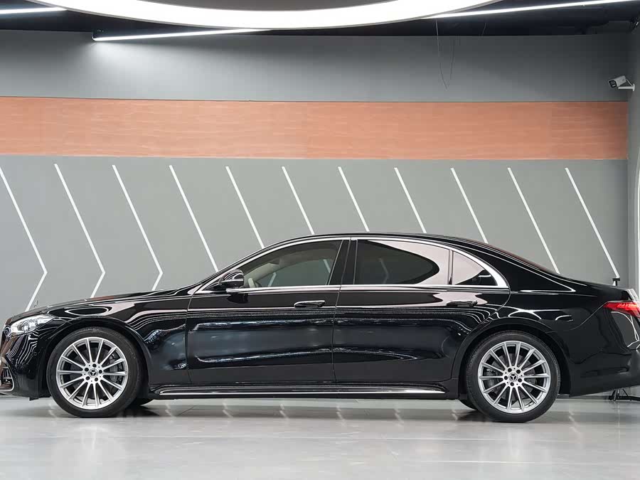 Mercedes-Benz S-Class 2023
