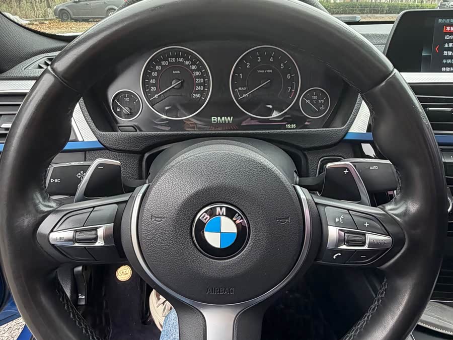 BMW 3 Series 2018 — фото 9