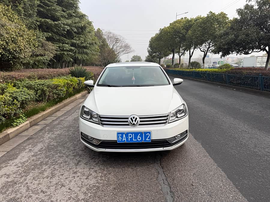 Volkswagen Magotan 2013