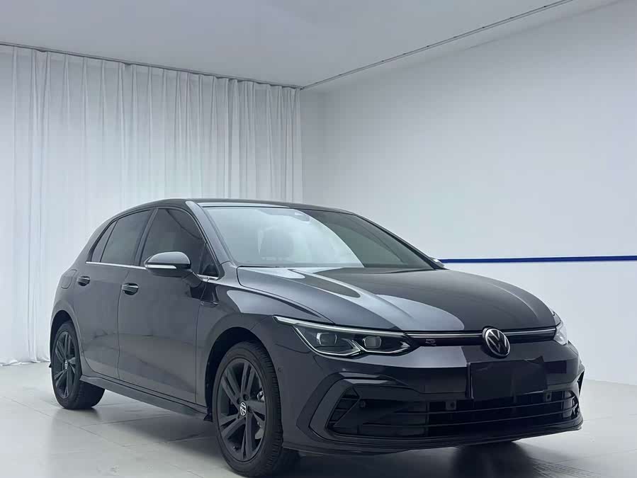 Volkswagen Golf 2021
