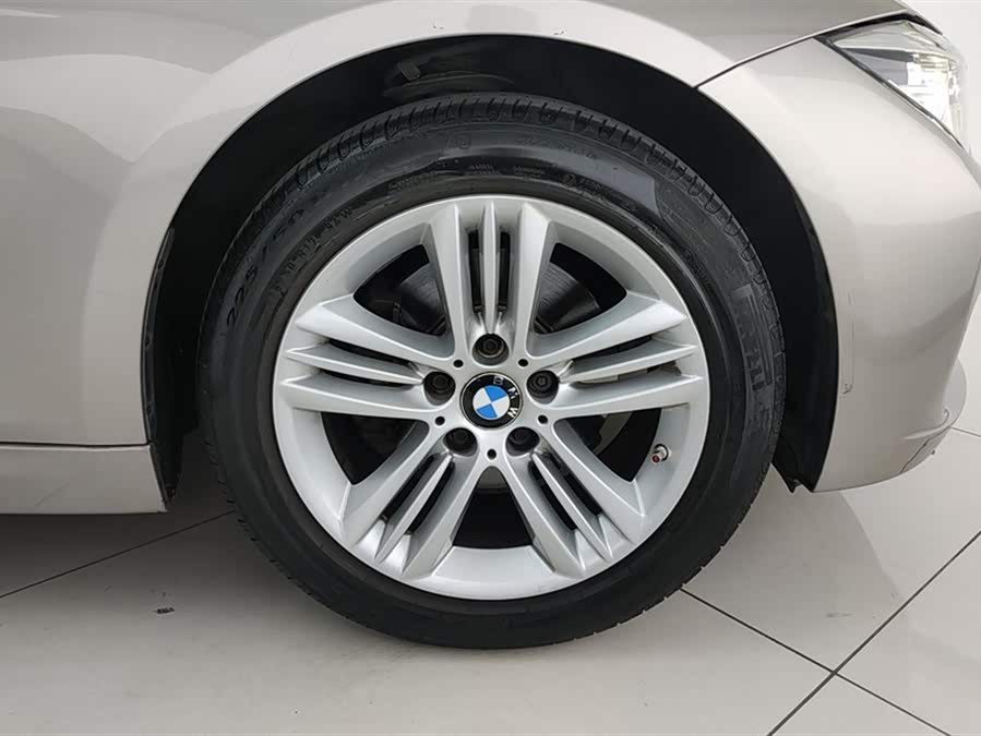 BMW 3 Series 2016