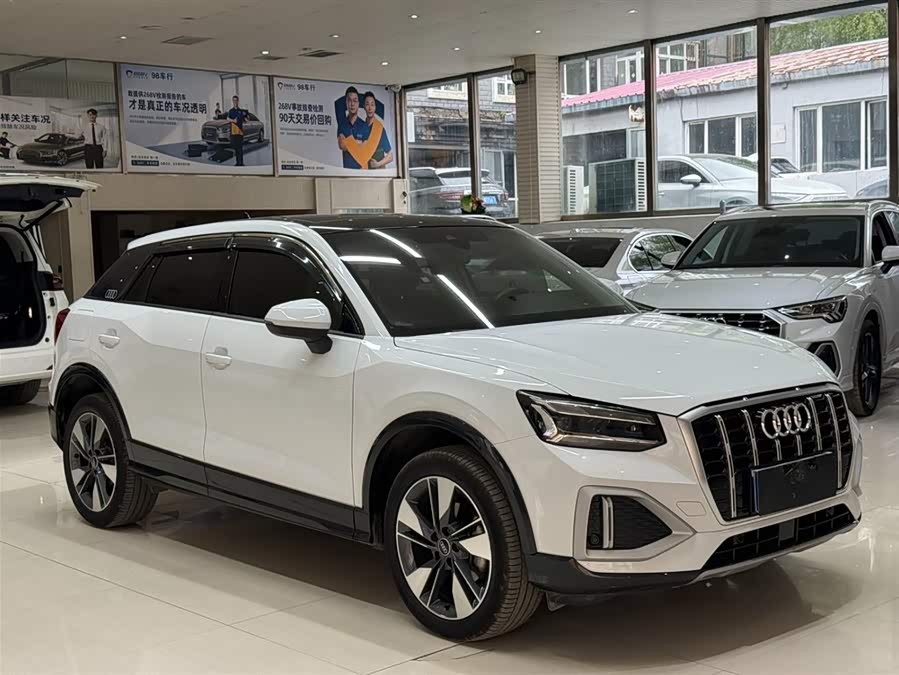 Audi Q2L 2022