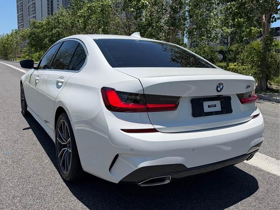 BMW 3 Series 2022