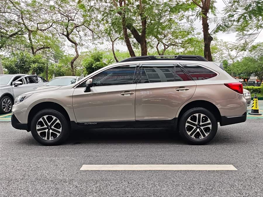 Subaru Outback 2020 — фото 8