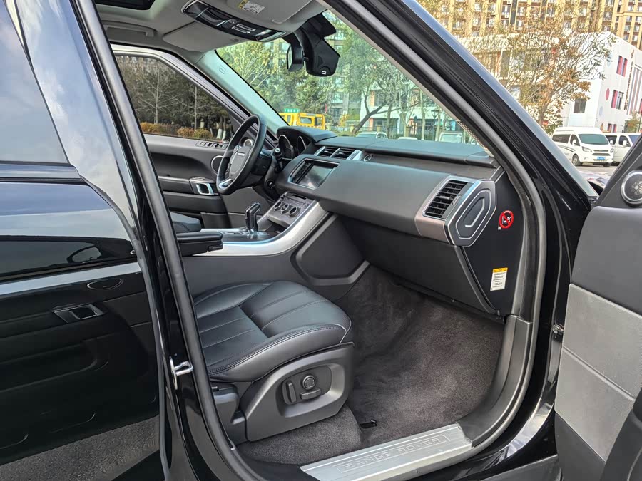 Land Rover Range Rover Sport 2015