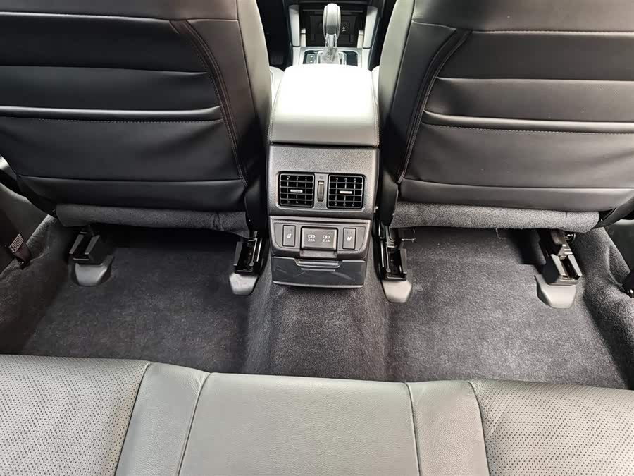 Subaru Outback 2020 — фото 25