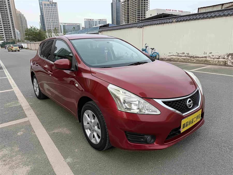 Nissan Tiida 2011