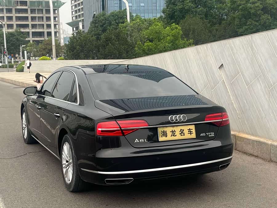 Audi A8 2016