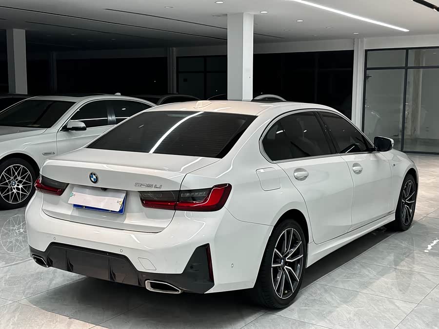 BMW 3 Series 2023