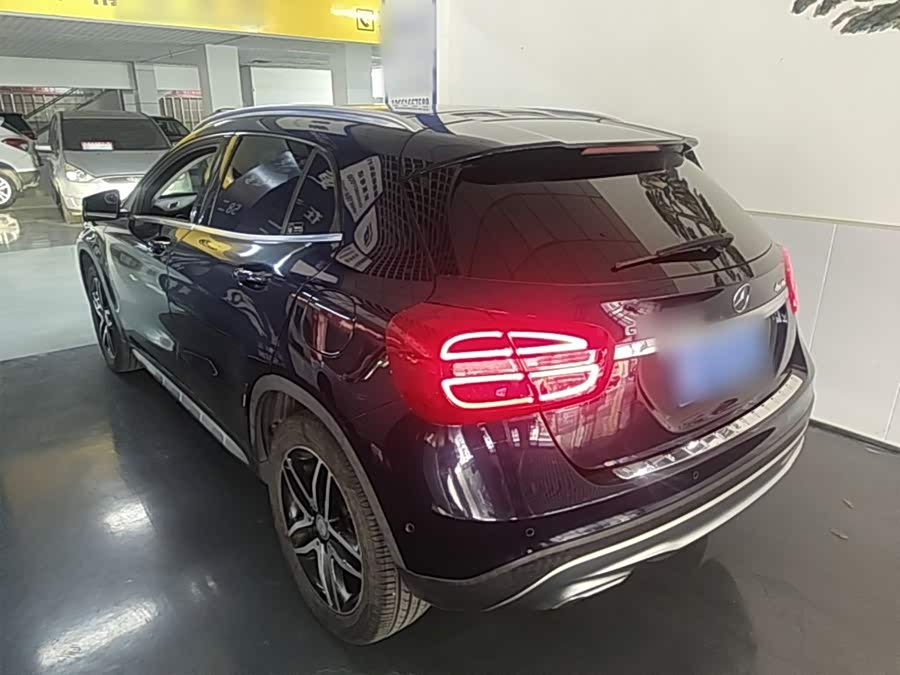 Mercedes-Benz GLA 2016
