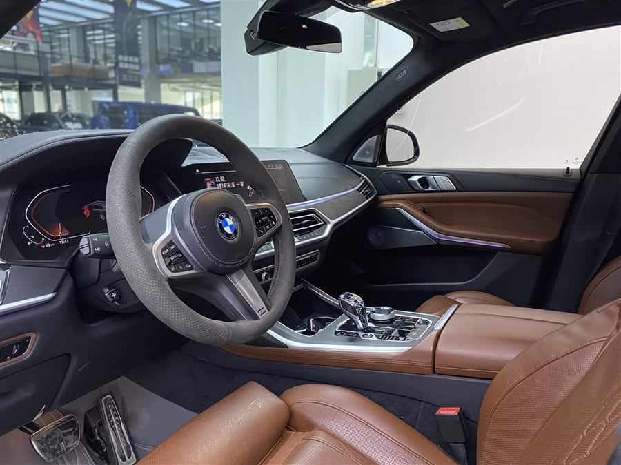 BMW X7 2021