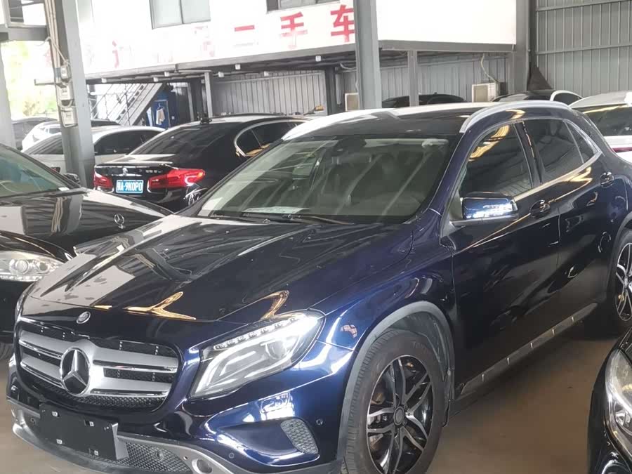 Mercedes-Benz GLA 2016