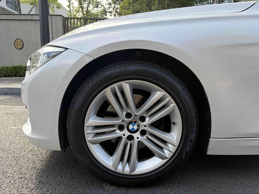 BMW 3 Series 2017