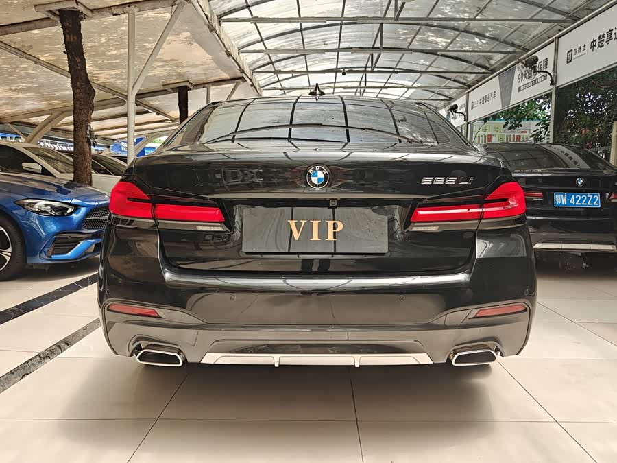 BMW 5 Series 2022 — фото 13