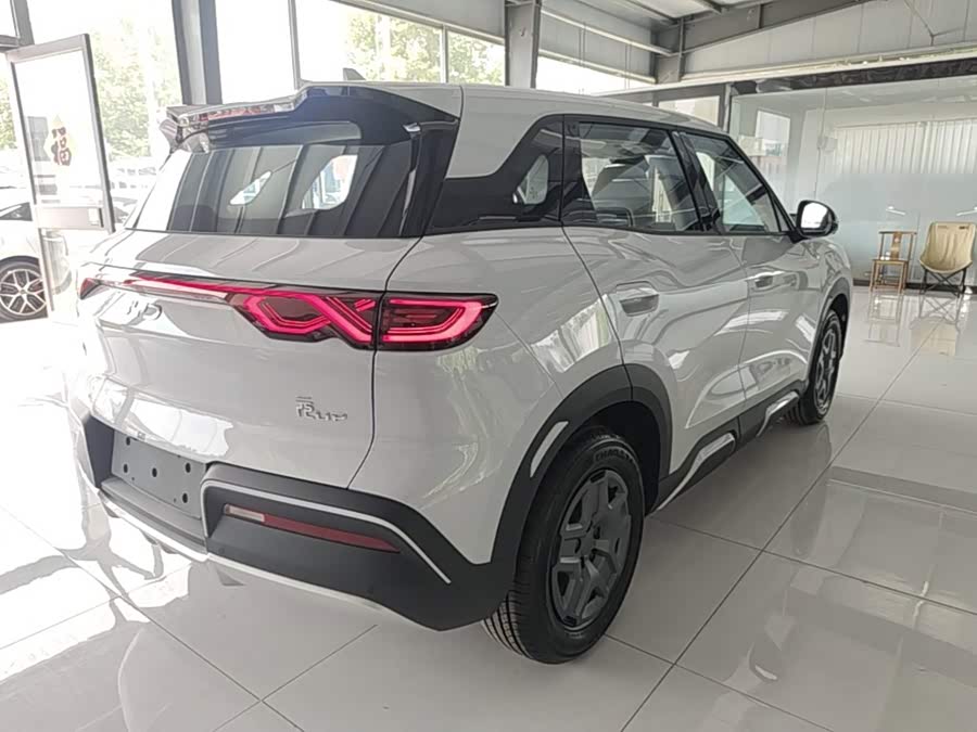 BYD Yuan UP 2025