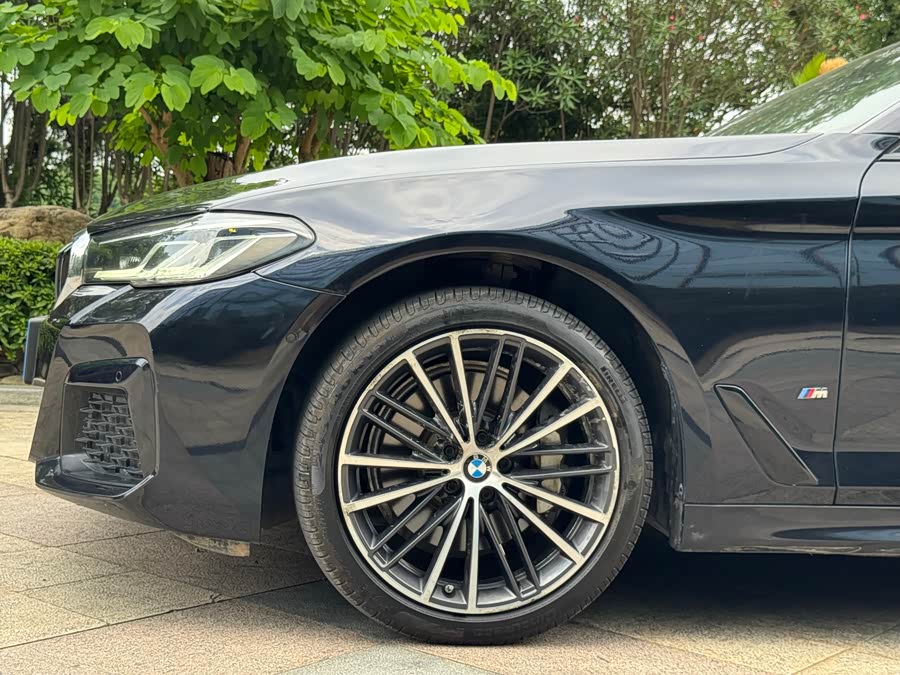BMW 5 Series 2022