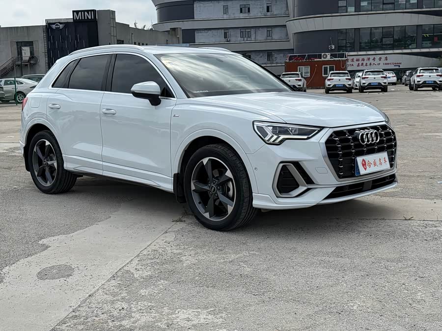 Audi Q3 2022
