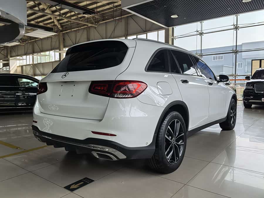 Mercedes-Benz GLC 2021