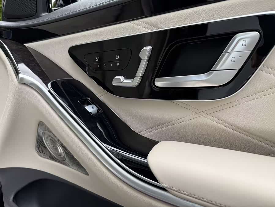 Mercedes-Benz Maybach S-Class 2023 — фото 14