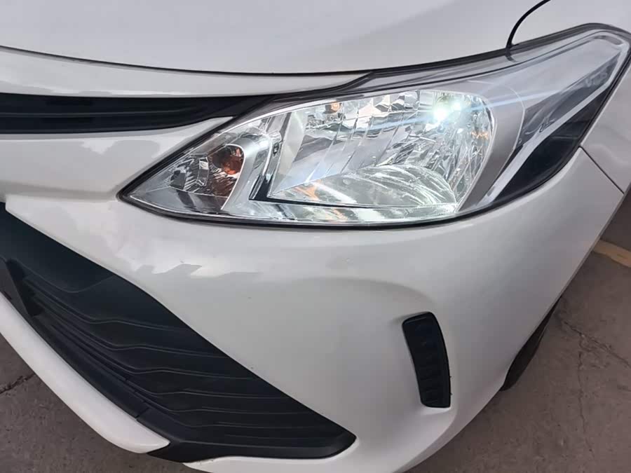 Toyota Vios 2017 — фото 24