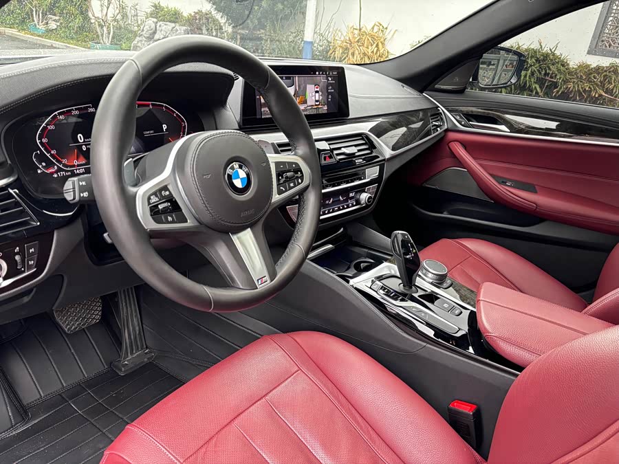 BMW 5 Series 2020 — фото 8