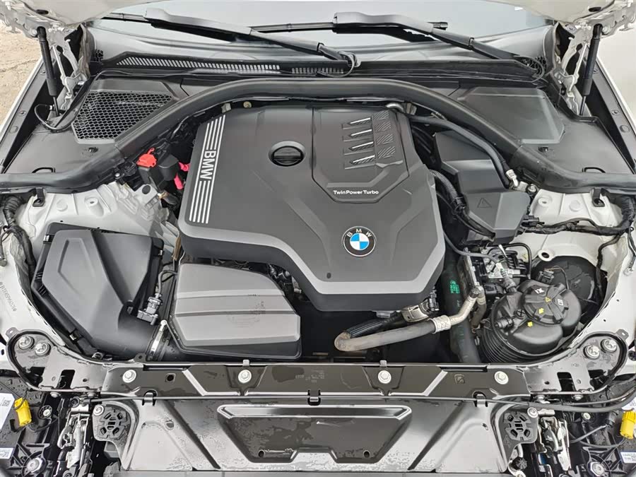 BMW 3 Series 2023 — фото 16