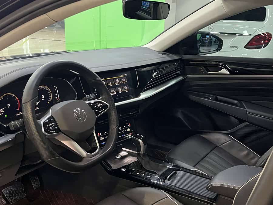 Volkswagen Passat 2023