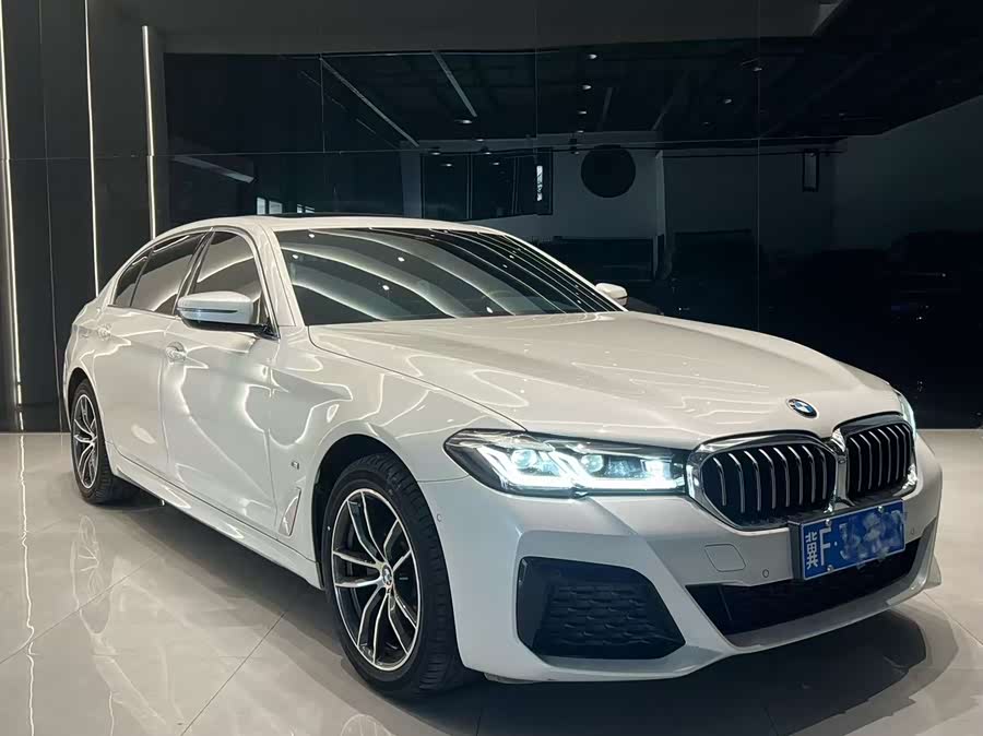 BMW 5 Series 2022
