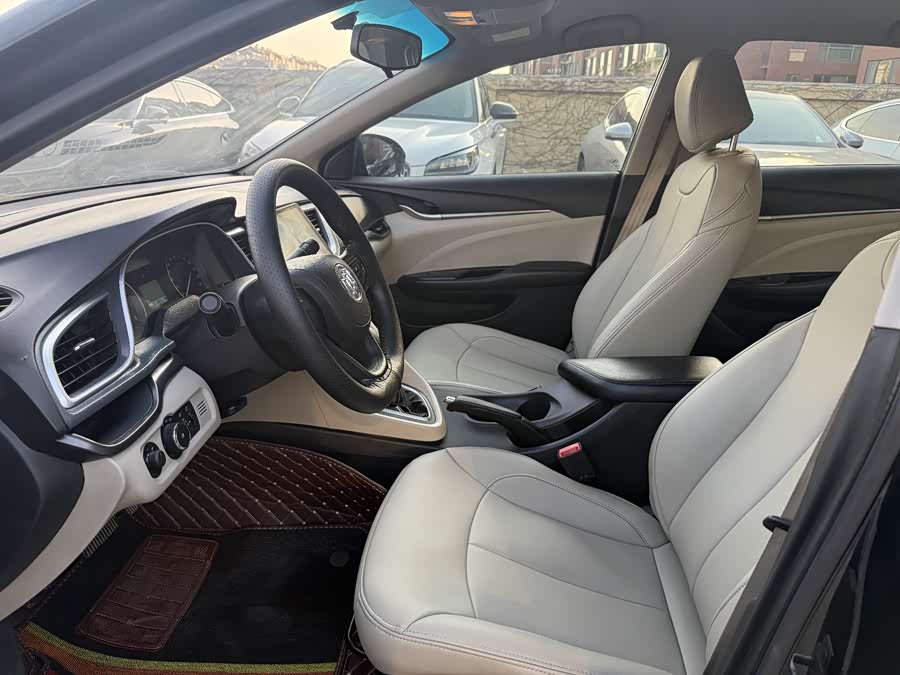 Buick Excelle 2015