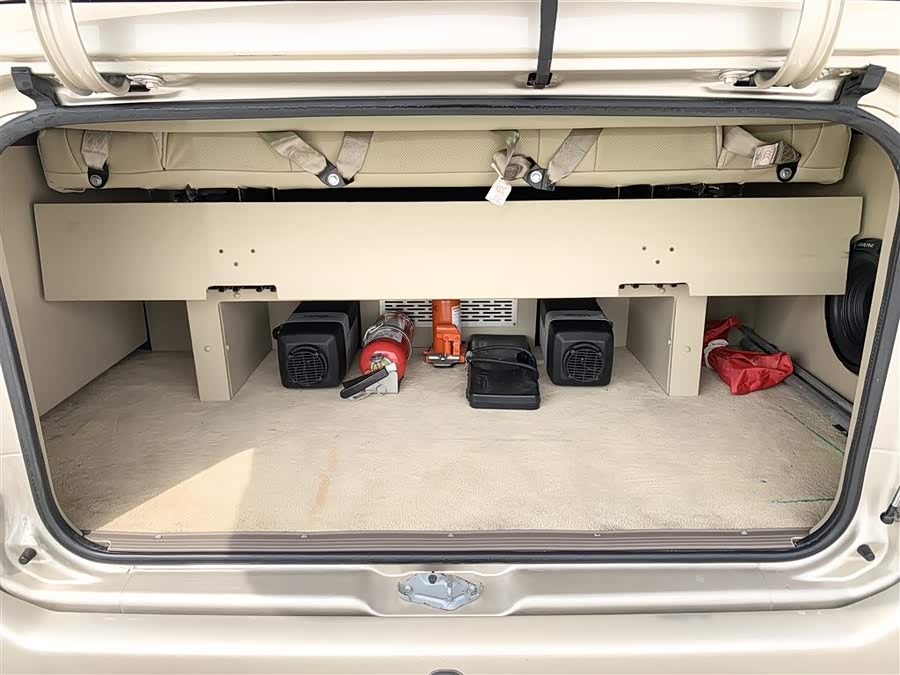 Toyota Coaster 2015 — фото 19