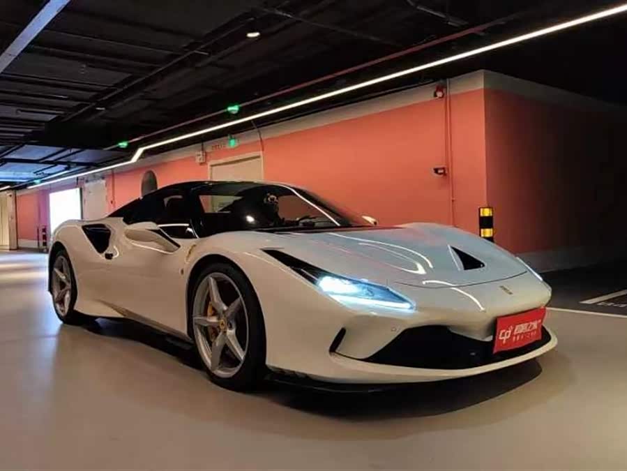 Ferrari F8 2020